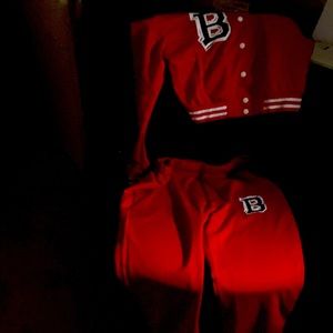 Amazon XL Sweat Suit